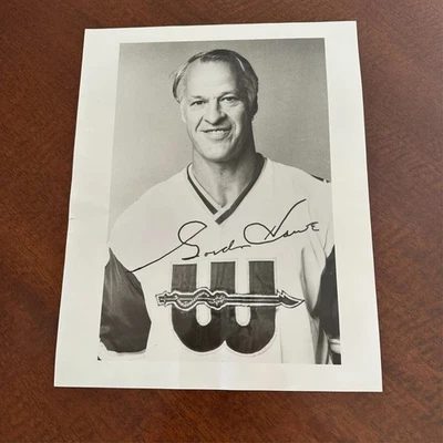 Autographed Hartford Whalers Gordie Howe Hockey Signed 8x10 Print - Image 1 of 2
