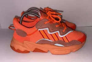 Damengröße 7 1/2 – adidas Ozweego Bold Orange EE6465 Turnschuhe Ultraboost neu mit Etikett - Bild 1 von 14