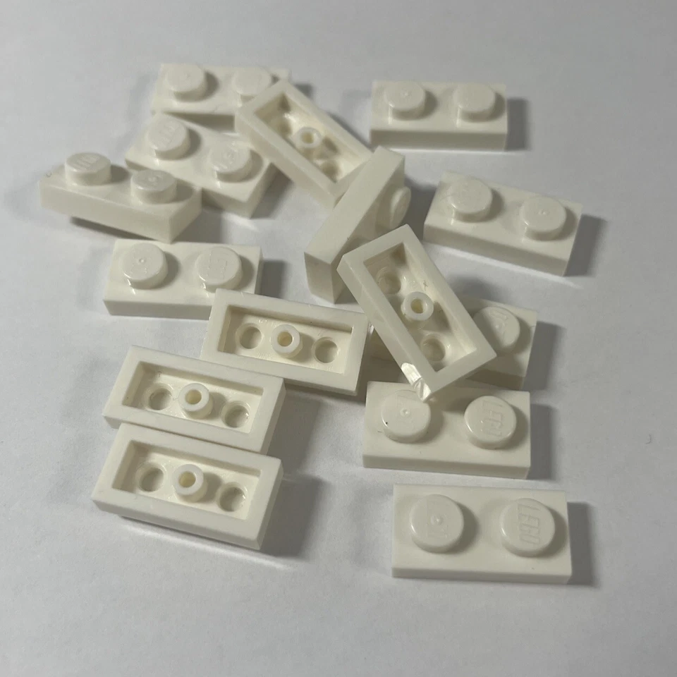 15x Lego® Classic City Platte 1 x 2 3023 White Weiß Weiss Basis - Bild 1 von 1