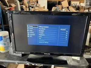 Philips 4000 Series 26PFL4507 26" 720p HD LED LCD Television NO REMOTE - Picture 1 of 4