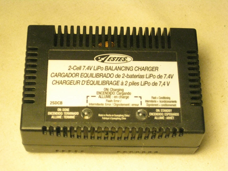 base unit only Estes 2 Cell 7.4V LiPo Balancing Charger 2SDCB  - Image 1 of 4