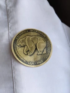 Collectible Vintage California Bicentennial 1769-1969 Sticker Golden Bear - Picture 1 of 8