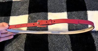 Cinturón ajustado rosa oscuro del mercado negro de la Casa Blanca talla pequeña NUEVO Foto 1 de 4