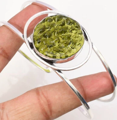 Joyería brazalete hecha a mano de plata de ley 925 con piedras preciosas de moldavita RT-3128 Foto 1 de 4