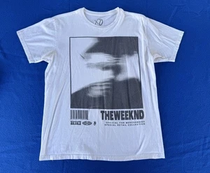 The Weeknd XO Official Fan Merchandise Grafik T-Shirt weiß Gr. M Blurry Print - Bild 1 von 11