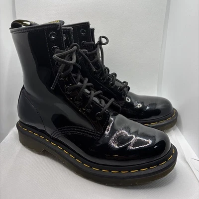 Botas de combate Dr Doc Martens para mujer 1460 Pascal charol negro con cordones talla 7 Foto 1 de 4