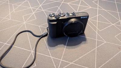 Digitalkamera Sony Cybershot DSC-HX 50 Schwarz Gebraucht - Bild 1 von 4