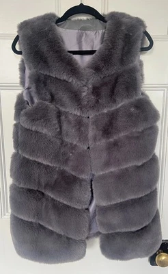 Supersoft Faux Fur Grey Gillet. Size M/L. Mid Length. Autumn. Winter. Spring - Image 1 of 4