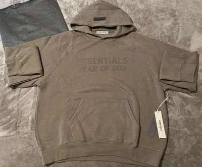 NUEVA Sudadera con Capucha de Madera Fear of God Essentials Talla Mediana 100% Auténtica✅ Foto 1 de 4