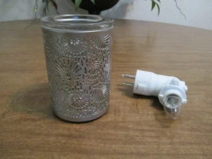 SCENTSY SEASHORE PLUG IN WARMER - Picture 1 of 4