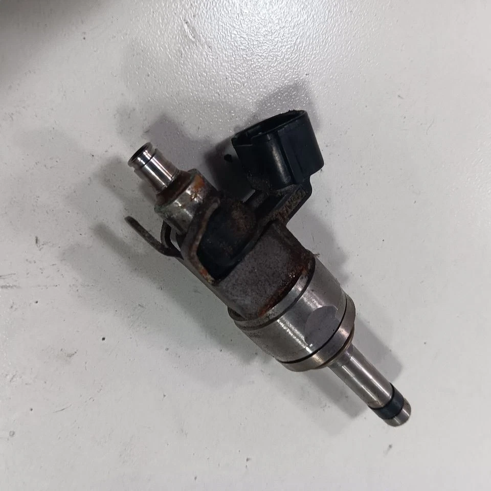 Inyector de inyección de combustible 2,5 L 4 cilindros para Nissan Altima 19-23 Foto 1 de 4