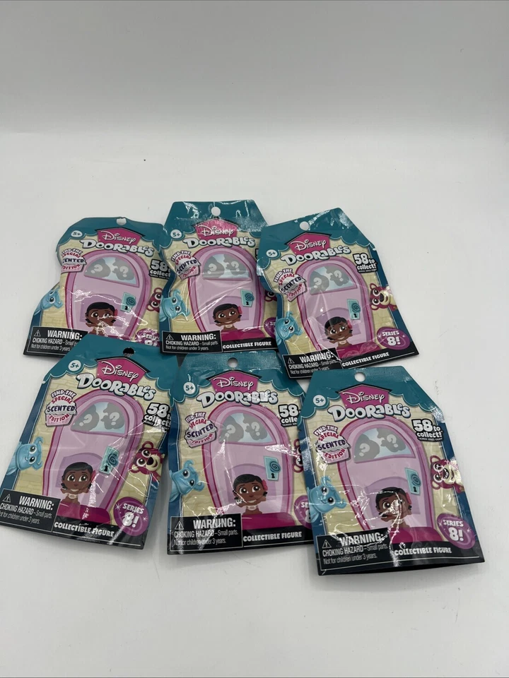 Disney Doorables Minnie's Cottage Alice's Tea Cup & Collectible Figures Series 8