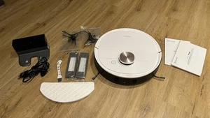 Ecovacs Robotics Deebot Ozmo T8 Saug-/Wischroboter - Weiß - Bild 1 von 5