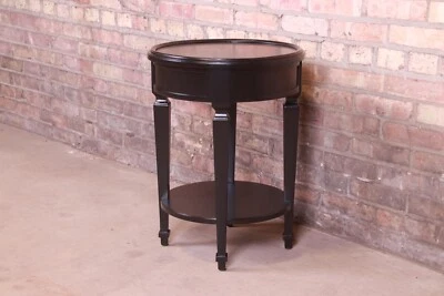 Mesa de té Baker French Regency lacada negra Foto 1 de 4
