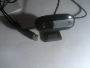 Logitech V-U0026  860-000379 USB WebCam Camera Pre-Owned - Picture 1 of 1