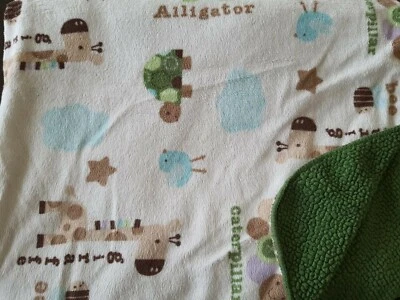 Circo Verde Jirafa Caimán Tortuga Abeja Oruga Pájaro Bebé Manta Sherpa  Foto 1 de 4