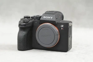 Sony a7R IV Camera Body Please Read - Picture 1 of 5