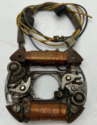 GENUINE BOSCH 1 217 032 195 STATOR ARMATURE PLATE VINTAGE TWIN CYL ENGINE USED - Image 1 of 4