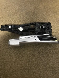 14 Buick Verano Left Rear Door Handle With Bracket Chrome Insert Silver L4 - Picture 1 of 5