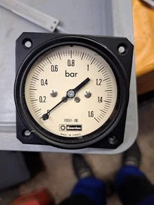 Präzisionsmanometer BOURDON 0 bis 1,6 bar. Nationale Marine  - Bild 1 von 3