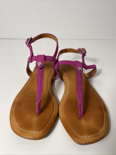 UGG Sandalo donna Madeena con cinturino a T e cinturino in pelle magenta Taglia 6