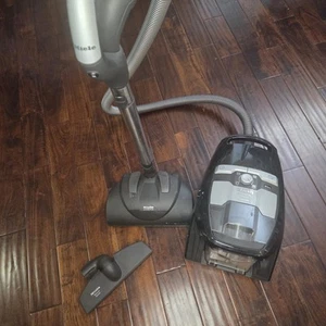Miele Blizzard CX1 Electro+ Bagless Canister Vacuum w/ SEB228 Powerhead & Tools - Picture 1 of 14
