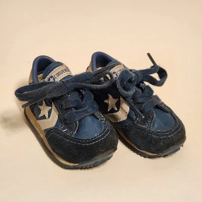 Original Vintage Converse All-Stars Size 2 Baby/Toddler Shoes - Blue with laces  - Image 1 of 4