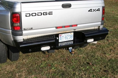 Fab Fours | DR94-T1650-1 | Black Steel Ranch Rear Bumper Foto 1 de 4