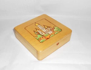NATURAL WOOD BURNED RUSSIAN LACQUER JEWELRY BOX MOSCOW KREMLIN PYROGRAPHY EX! - Picture 1 of 4