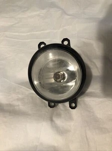 08 09 10 11 12 13 14 TOYOTA LEXUS RIGHT SIDE FOG LIGHT OEM USED - Picture 1 of 9