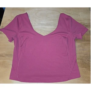 lululemon Align™ T-Shirt pink 17" Grube zu Grube - Bild 1 von 4