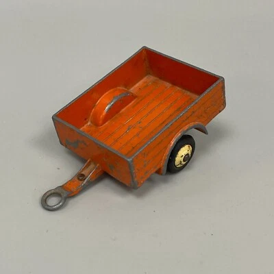 DINKY TOYS ORANGE LAND ROVER TRAILER DIECAST COLLECTABLE CAR RETRO MECCANO - Image 1 of 4