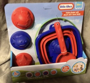 Little Tikes Folding Bucket With Shovel And 4 Molds New - Picture 1 of 2
