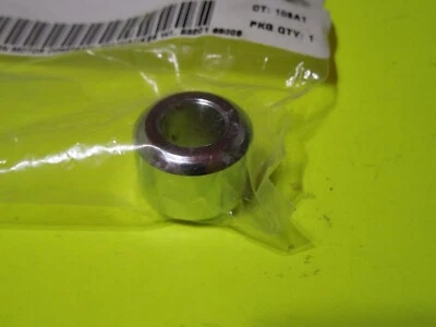 1 espaciador de punto de acoplamiento OEM Harley Davidson P/N 6946 Foto 1 de 2