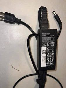 Genuine 65W Dell AC Power Adapter for Inspiron 1501 1520 1521 1546 Laptop - Picture 1 of 3