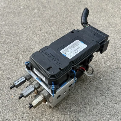 2004-2007 Ford E150 Van ABS Anti-Lock Brake Pump Module Unit OEM *4C24-2C346-AF* - Image 1 of 4