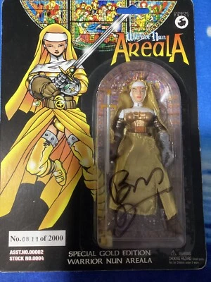 Figura de acción dorada especial Warrior Nun Areala firmada por Ben Dunn limitada a 2000 Foto 1 de 2