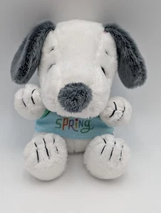 Camisa de peluche Hallmark Peanuts Snoopy Dog Hello Spring 8 pulgadas 2022 animal de peluche - Imagen 1 de 9