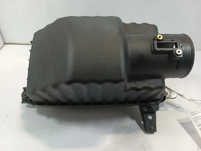 Air Cleaner Assembly from 2009 Honda Pilot 3.5L 11296506 - Image 1 of 4