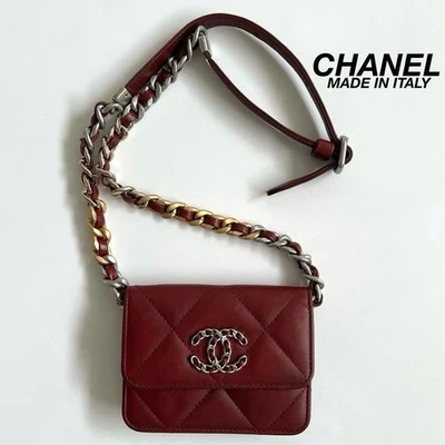 Bolso de Hombro Chanel Mini Cadena Matelassé Piel de Cordero CC JAPÓN Foto 1 de 4