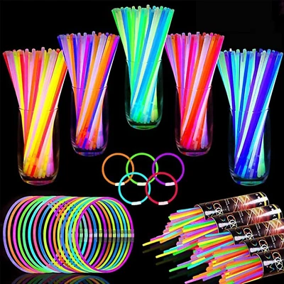 500 Pack Halloween Glow Sticks - 8" Necklaces & Bracelets for Party Favors Decor - Image 1 of 4