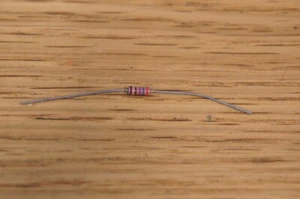 HP/Agilent Resistors 0698-XXXX  0699-XXXX -  Loc: BB27-01-01 - Picture 1 of 44