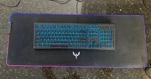 Razer Strider Chroma Razer Ornata Keyboard Razer Lancehead Tournament Mouse Comb - Picture 1 of 11