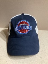 Rare Vintage Detroit Pistons bd’s Mongolian Grill Fitted Cap Hat Navy & White