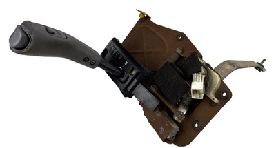 98-04 丰田塔科马 2WD 自动地板换挡器 原始设备制造商(2002 年塔科马 SR5 年起) — 第 1/4 张图片