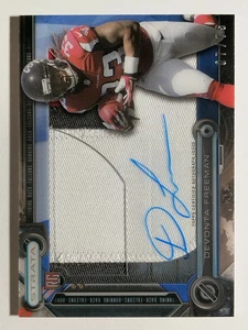 Reliquia de novato Topps Strata 2014 corte transparente autógrafos zafiro Devonta Freeman - Imagen 1 de 2