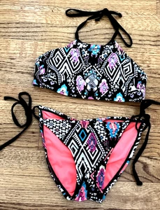 JUNIOR GIRLS XHILERATION 2 PIECE SWIM SUIT SIZE XS IZZY 9 - Picture 1 of 16
