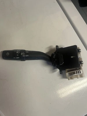 Interruptor de columna de luz antiniebla e intermitente de faros Lexus IS300 2002-2005 Foto 1 de 4