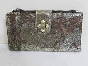 CARTERA PATRICIA NASH CUERO METALIZADO MARENE FLORET TWIST LOCK NUEVA - Imagen 1 de 4