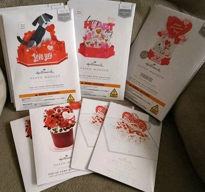 11 HALLMARK Paper Wonder Motion & Music Valentine's Day Pop-Up Cards Lot #2 /556 - Image 1 of 4